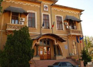 Angajaţii Primăriei Slatina trimişi în teren