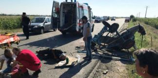 Dramă pe DN 65, la Fărcașele. Un copil a murit, iar bunicii sunt în stare gravă
