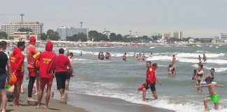 ÎNECAȚI în mare