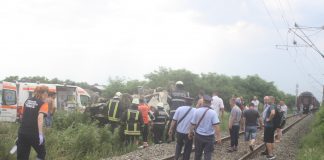 UPDATE TRAGEDIE Trei copii și o femeie au murit loviți de tren