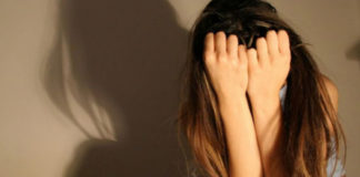 Şocant!O fetiţă de 12 ani obligată să se prostitueze