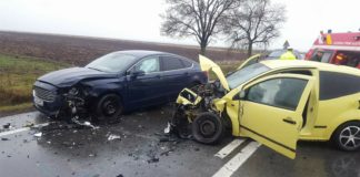 FOTO/ ACCIDENT GRAV. Patru mașini implicate, 9 PASAGERI