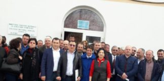 Alexandru Stănescu, în mijlocul medicilor veterinari din Olt