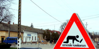 Consilier PNL, băut și adormit în șanț! Bărbatul era în stare avansată de ebrietate