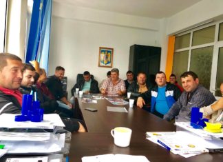 Întâlnire la DADR Olt pentru procesarea laptelui de oaie și capră. Oierii olteni vor cooperativă