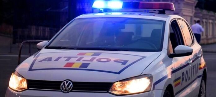 Masina-Politie--girofaruri-crop