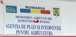 Mii de fermieri luați la control
