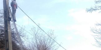CEZ-ul s-a dus cu jandarmii peste hoții de curent