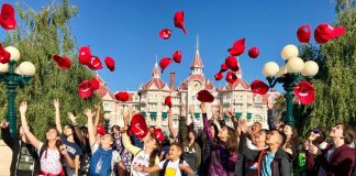 S-au stabilit cei 36 de câștigători ai excursiei la Disneyland. Primarul Emil Moț: Vor trăi experiențe de neuitat