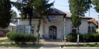 Sediul Poliției Potcoava, reabilitat energetic, pe bani europeni. Primarul Enăchioaia a semnat contractul de finanțare