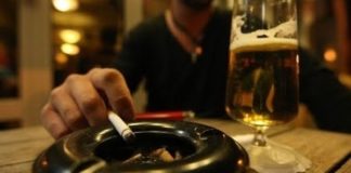 AMENZI/ Speculă cu cafea, drojdie și țigări la Vulpeni și Bobicești, bar deschis la Iancu Jianu