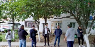Noul primar al Caracalului a luat la pas municipiul pentru ,,a da ochiiʺ cu cetățenii, a afla problemele și a le asculta propunerile