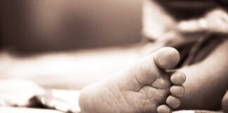 Un bebeluș a murit din cauza Covid-19: nu avea comorbidități
