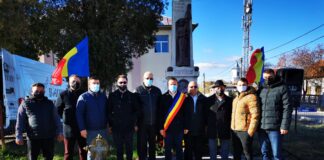 Omagiu adus eroilor neamului, la Piatra-Olt, de Ziua Națională