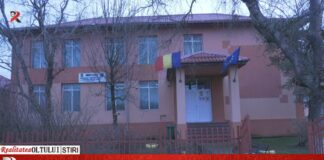 Fotografiile cu caracter pornografic au trimis-o la comisia de disciplină