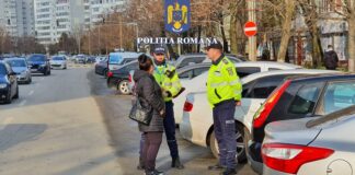 FOTO/ Pietonii care traversează ilegal, ținta polițiștilor din Olt. Acțiunea s-a soldat cu amenzi