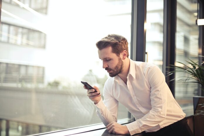 Industria pariurilor online nu duce niciodată lipsă de inventivitate