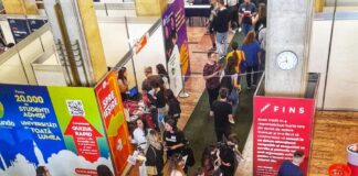 Zeci de liceeni de la ,,Greceanu”, interesați de ofertele universităților din Europa, Asia sau America