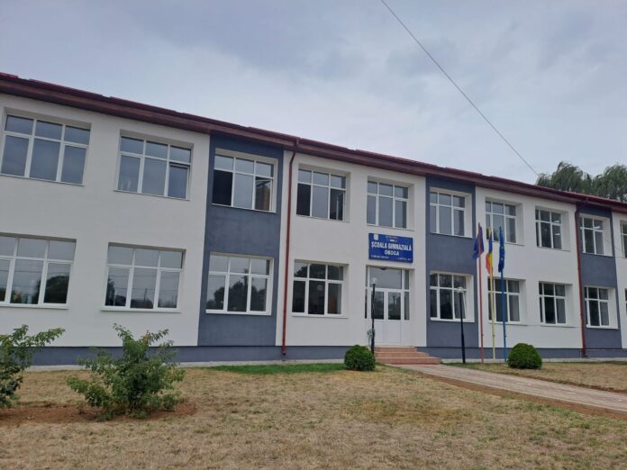 scoala oboga2