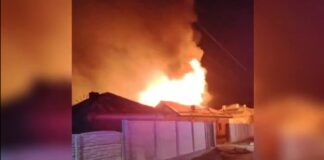 Locuință distrusă de un incendiu puternic, la Cezieni