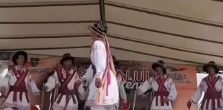 Călușarii pornesc duminică prin Piatra-Olt