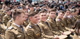 Locuri MApN fără taxă și cu bursă militară, în universități civile