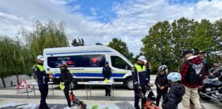 Activitate dedicată siguranței utilizatorilor de biciclete și trotinete, în Slatina